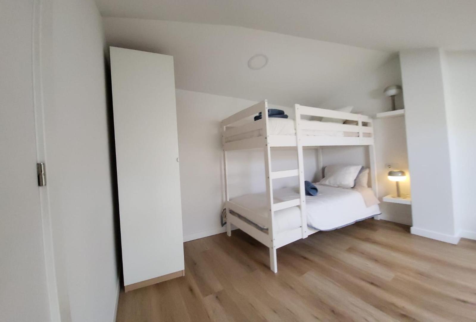 Apartamentos Lavandeira By Bebalmy ビベイロ エクステリア 写真